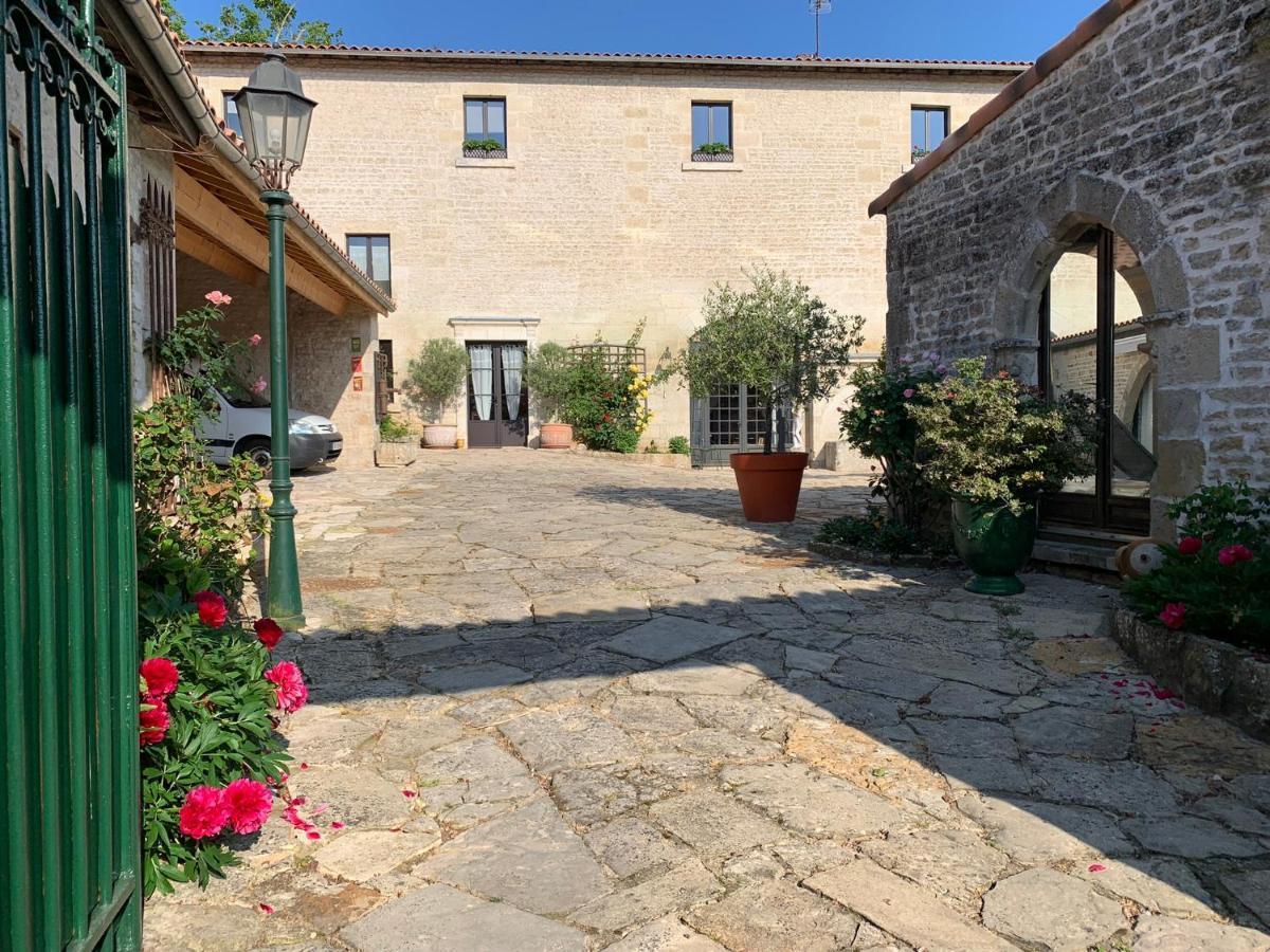 Hotel Logis De La Roche - Niort - Chauray Exterior foto